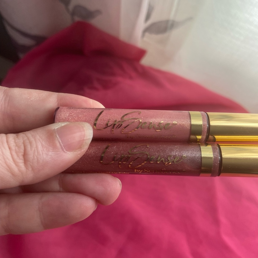 Limited edition lipsense